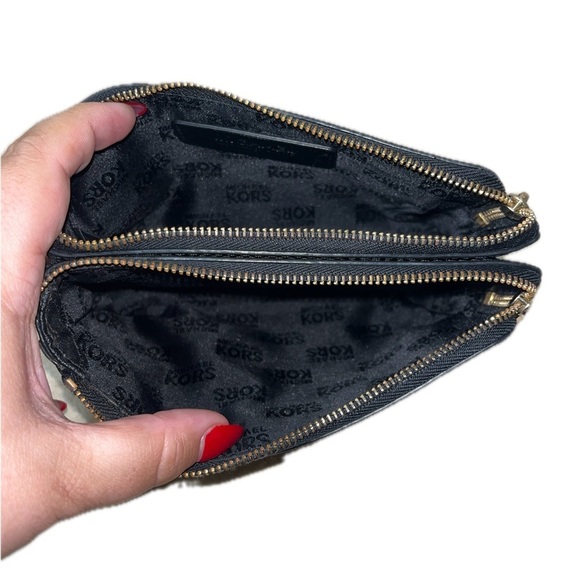 MICHAEL Michael Kors Black Double Zip Wristlet - Picture 7 of 11